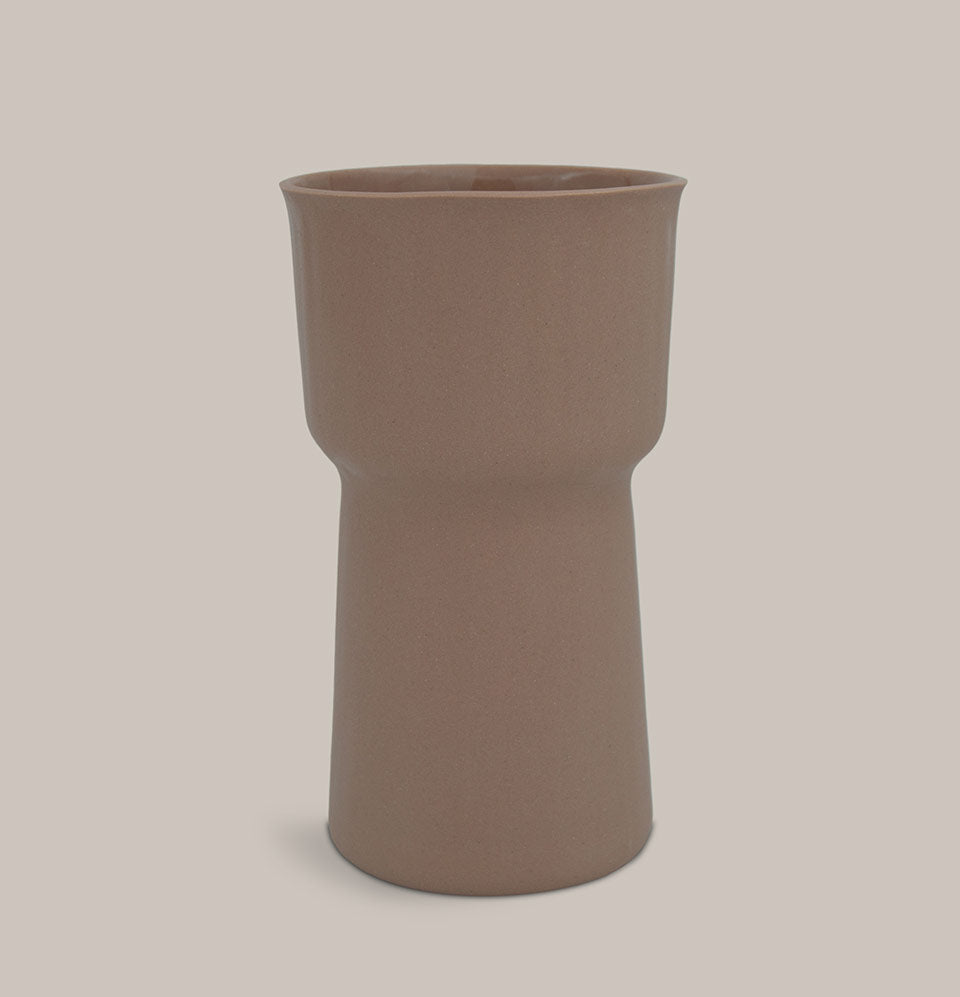 Number 4 : Builder - Two Cups | Camel