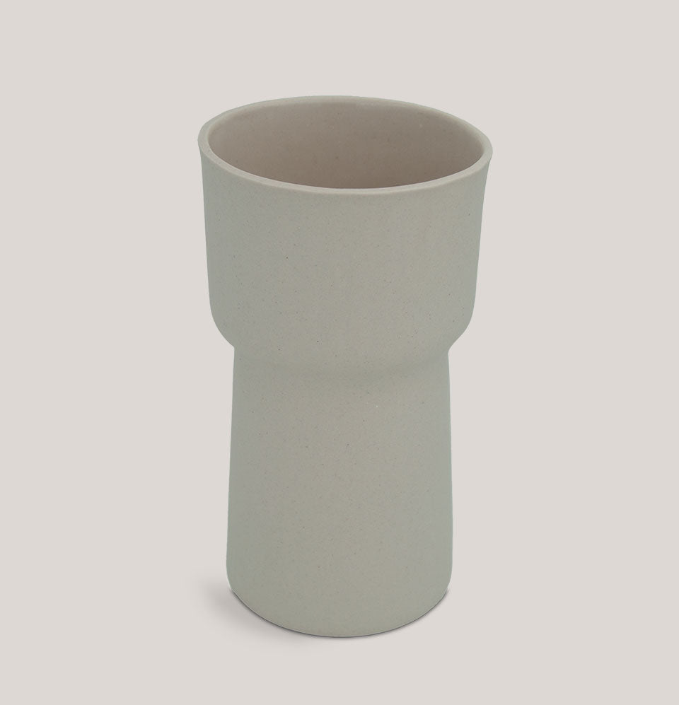 Number 4 : Builder - Two Cups | Sand