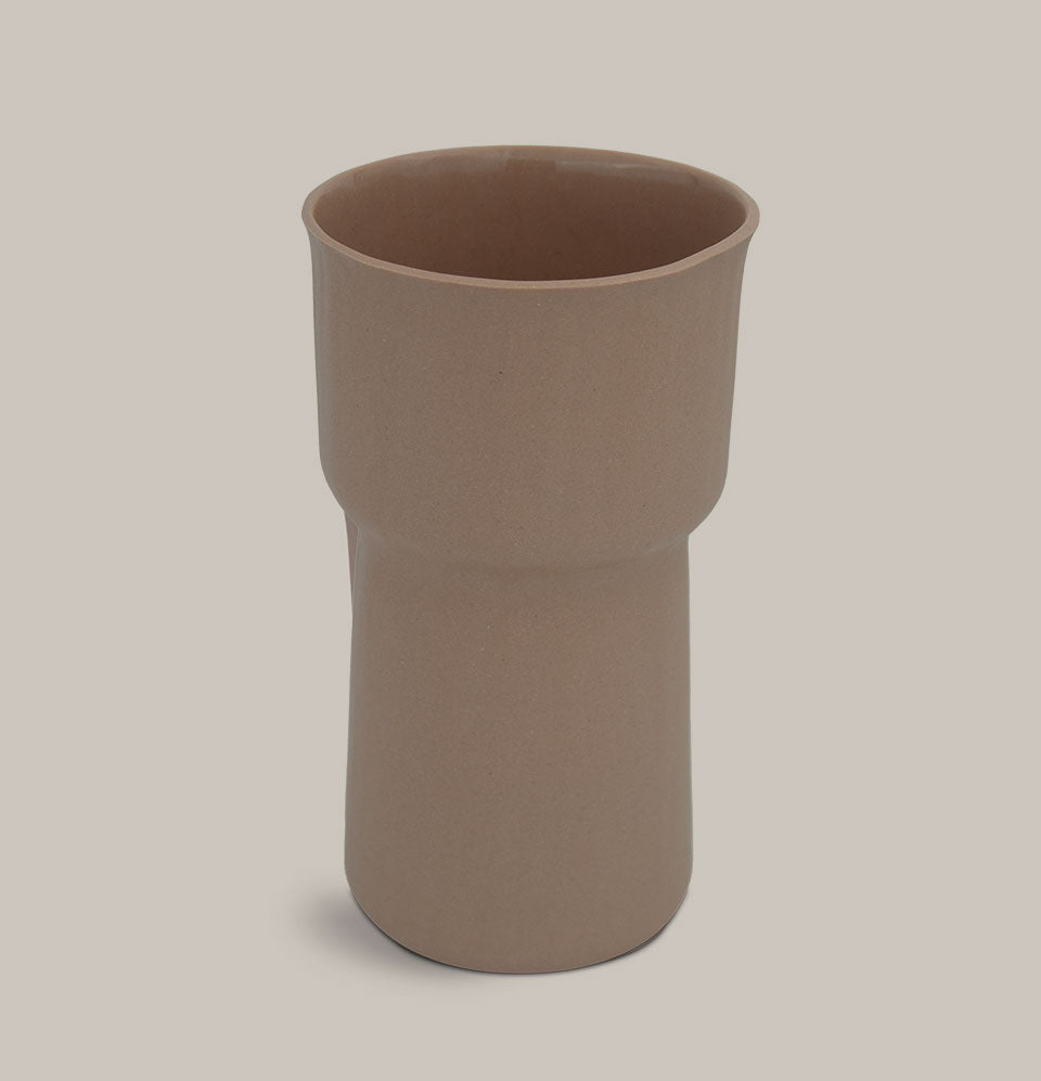 Number 4 : Builder - Two Cups | Camel